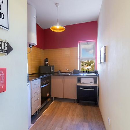 Max Crib - Seafront 2 Bedroom Apart With Ac And Private Parking In アルマカオ・デ・ペラ エクステリア 写真