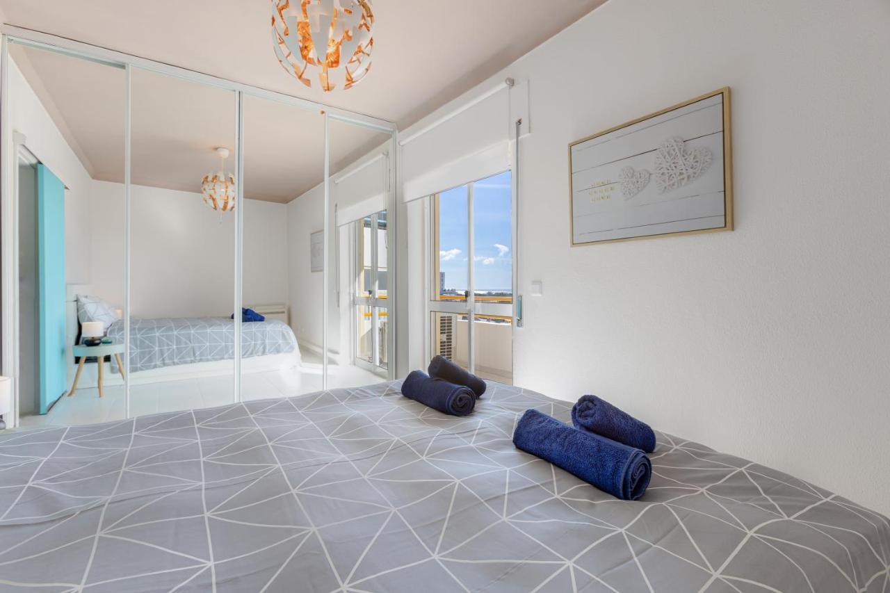 Max Crib - Seafront 2 Bedroom Apart With Ac And Private Parking In アルマカオ・デ・ペラ エクステリア 写真